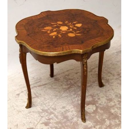 Paar antike Beistelltische mit schönen Intarsien