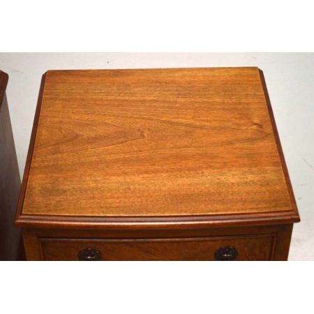 Antikes Paar Beistelltische kleine Tische Schlafzimmer Tische Mahagonitisch