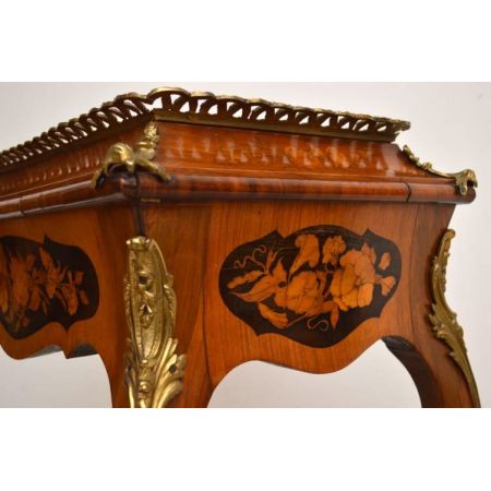 Pflanzenstand Planzentisch mit tollen Intarsien