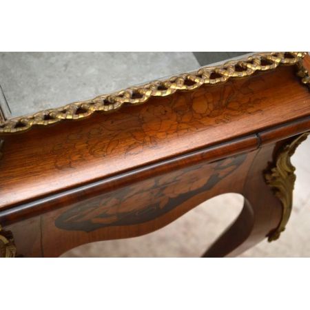 Pflanzenstand Planzentisch mit tollen Intarsien