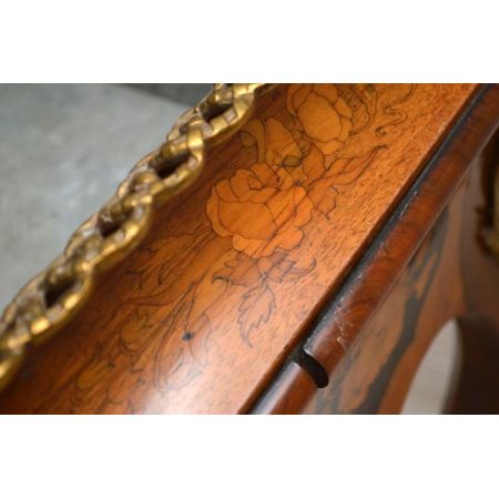 Pflanzenstand Planzentisch mit tollen Intarsien