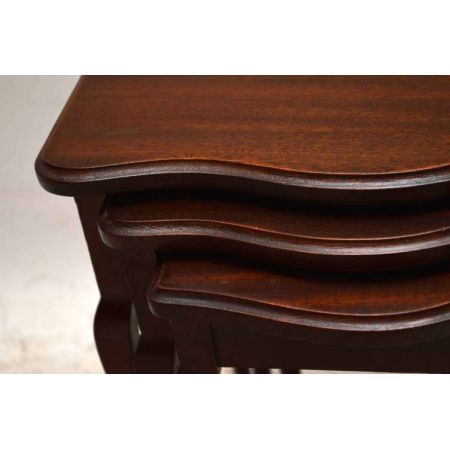 Antikes Nest of Tables Edwardian Beistelltisch Holztisch 3er Set Mahagoni Tisch