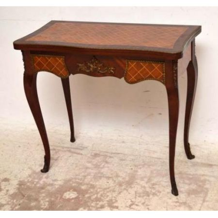 Antiker Karten Spieltisch 