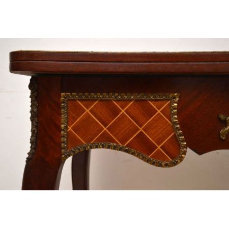 Antiker Karten Spieltisch 