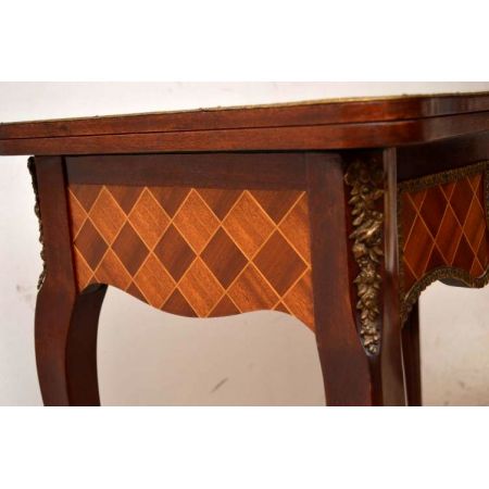 Antiker Karten Spieltisch 