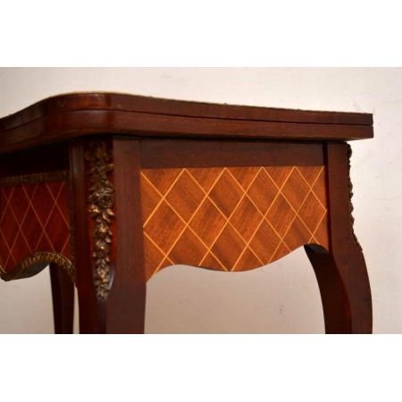 Antiker Karten Spieltisch 