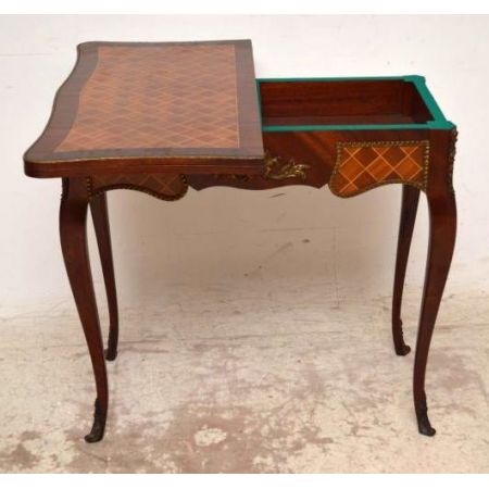 Antiker Karten Spieltisch 