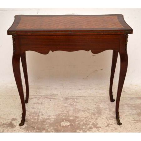 Antiker Karten Spieltisch 