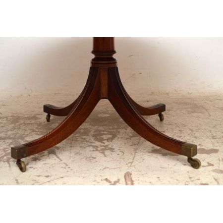 Antiker Mahagoni Tisch