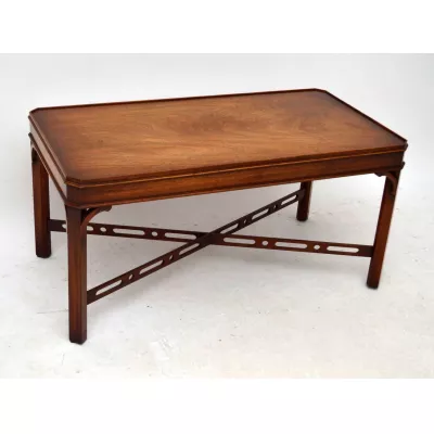 Georgian Style Coffeetable Sofatisch