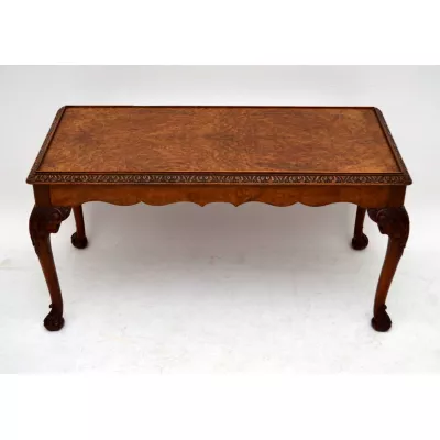 Schöner antiker Coffee Table mit Intarsien