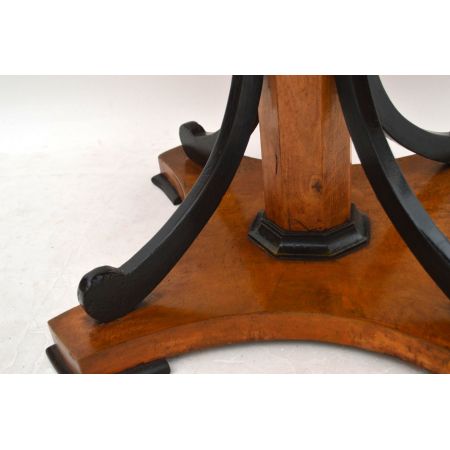 Antik Biedermeier Center Tisch oder Esstisch