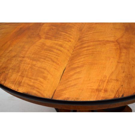 Antik Biedermeier Center Tisch oder Esstisch