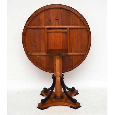 Antik Biedermeier Center Tisch oder Esstisch