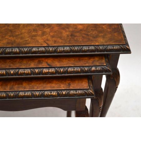 Nest of Table geschnitzte Walnuss Beistelltische