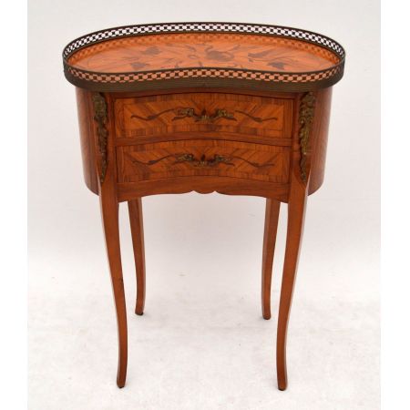 Antiker nierenförmiger Beistelltisch