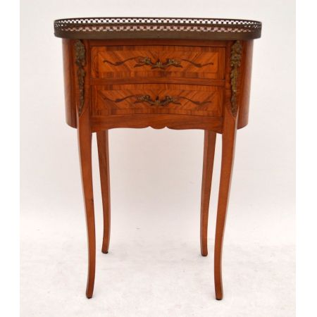 Antiker nierenförmiger Beistelltisch