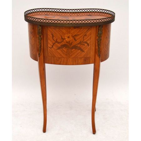 Antiker nierenförmiger Beistelltisch