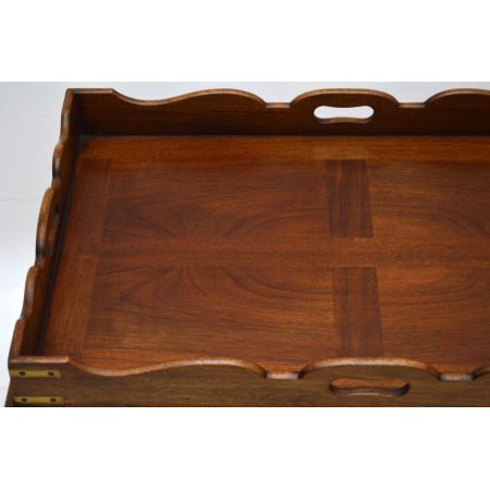 Schönes antiker Coffe table Butlers Tray