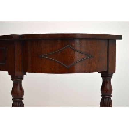 Selten schöner Konsolentisch Sidetable