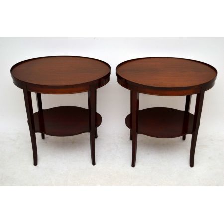 Paar ovale Beistelltische antik Mahagoni
