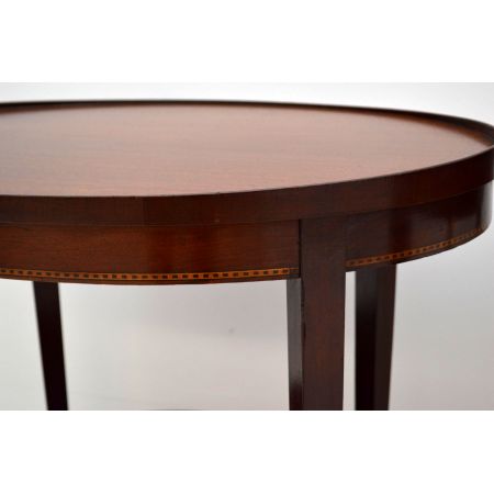 Paar ovale Beistelltische antik Mahagoni