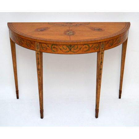 Antiker Beistelltisch aus Satinwood