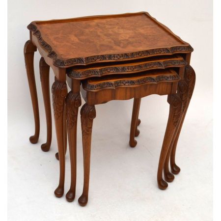 Queen Ann Nest of Tables antik