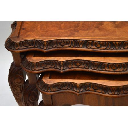 Queen Ann Nest of Tables antik