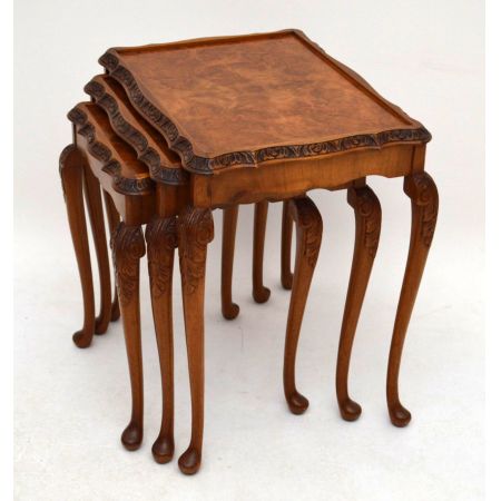 Queen Ann Nest of Tables antik