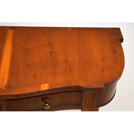 Antiker Konsolen Tisch Eibe