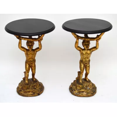 Ein Paar antiker „Gilt Cherub“ Beistelltische-Ebonized Tops