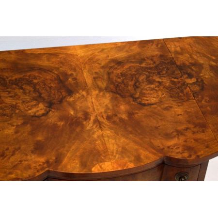 Antiker Nussbaum Tropfen Flap Beistelltisch mit Schubladen