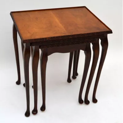 Antiker Queen Anne Style Nussbaum Nest 3er Tisch Set