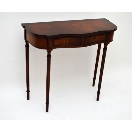 Antiker Beistelltisch Konsolentisch