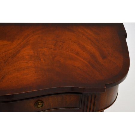 Antiker Beistelltisch Konsolentisch