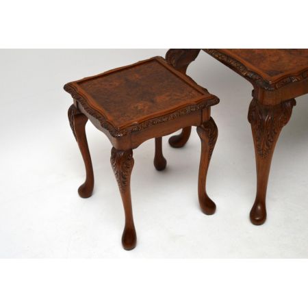 Antiker Nussbaum Burr Coffee Table - Nest