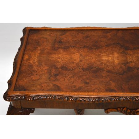 Antiker Nussbaum Burr Coffee Table - Nest