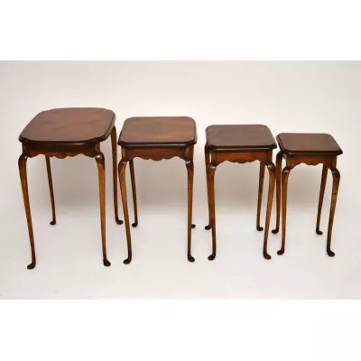 Antikes Nest of Tables aus Walnuss