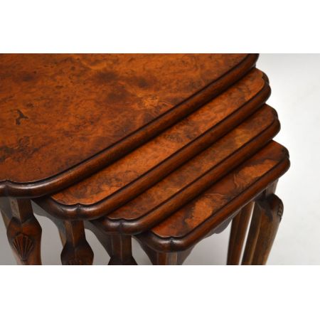 Antikes Nest of Tables aus Walnuss