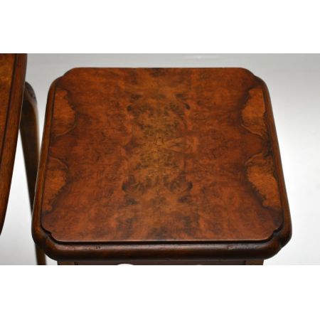 Antikes Nest of Tables aus Walnuss