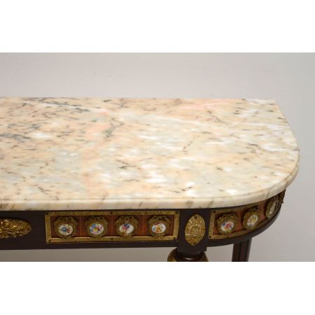 Ein Paar antik-französischer Marmor Tische