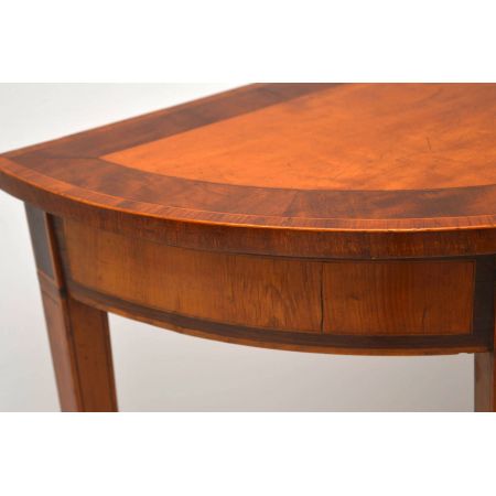 Antiker George III Intarsien Satinholz Konsole Beistelltisch