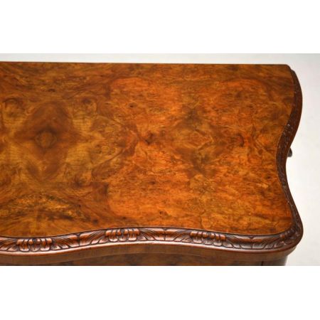 Antiker Burr Nussbaum Kartentisch