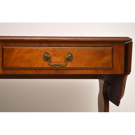 Antiker Georgian Burr Nussbaum Sofa Tisch