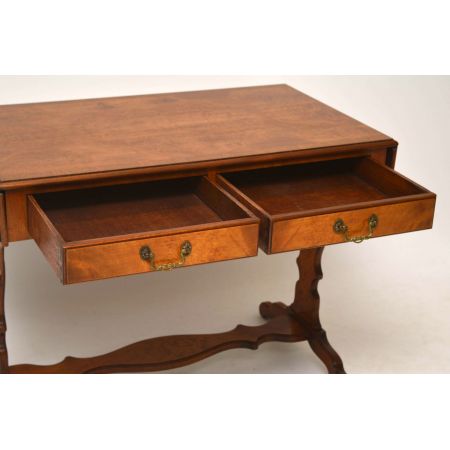 Antiker Georgian Burr Nussbaum Sofa Tisch