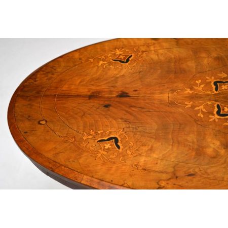 Antiker „Victorian“ Intarsien Nussbaumtisch