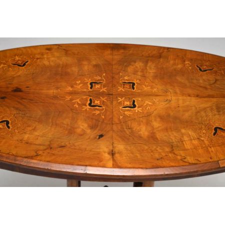 Antiker „Victorian“ Intarsien Nussbaumtisch