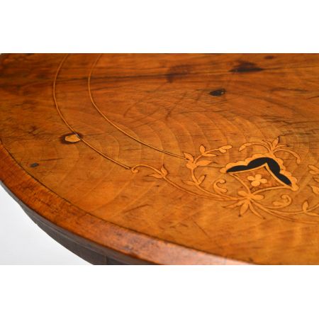 Antiker „Victorian“ Intarsien Nussbaumtisch