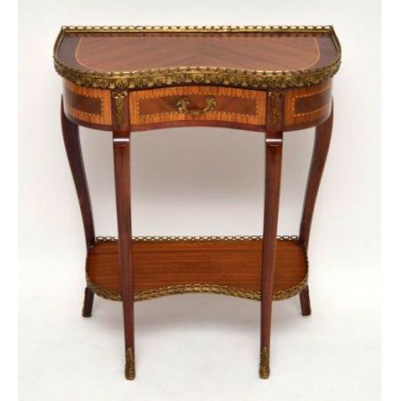 Kleiner antik-französischer Mahagoni Beistelltisch